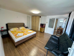 Jackie House Varna